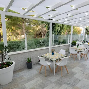  Bed & Breakfast Apollo